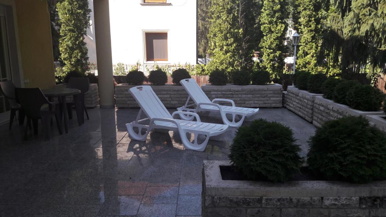 Bed and Breakfast Pero Panzio Debrecín Exteriér fotografie